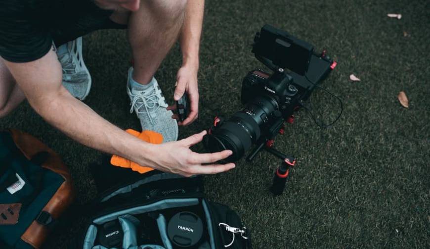 色彩心理学×动态美学，茂港区产品视频拍摄公司唤醒感官冲击力